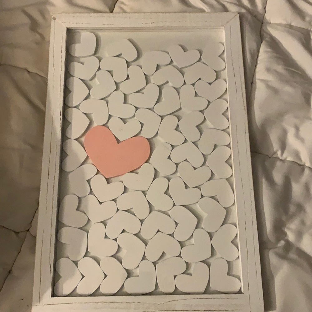 Wedding guest hearts